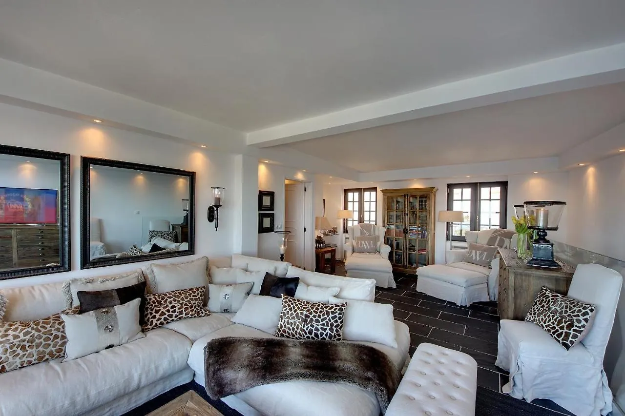Вилла Casa Latino - Oceanfront - Luxury & Charming Villa- Jacuzzi At Rooftop By DreamvillasАлбуфейра