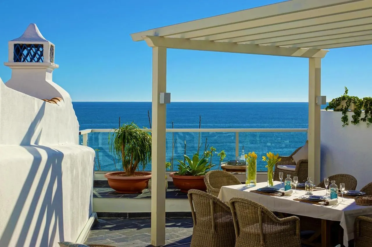 Вилла Casa Latino - Oceanfront - Luxury & Charming Villa- Jacuzzi At Rooftop By DreamvillasАлбуфейра