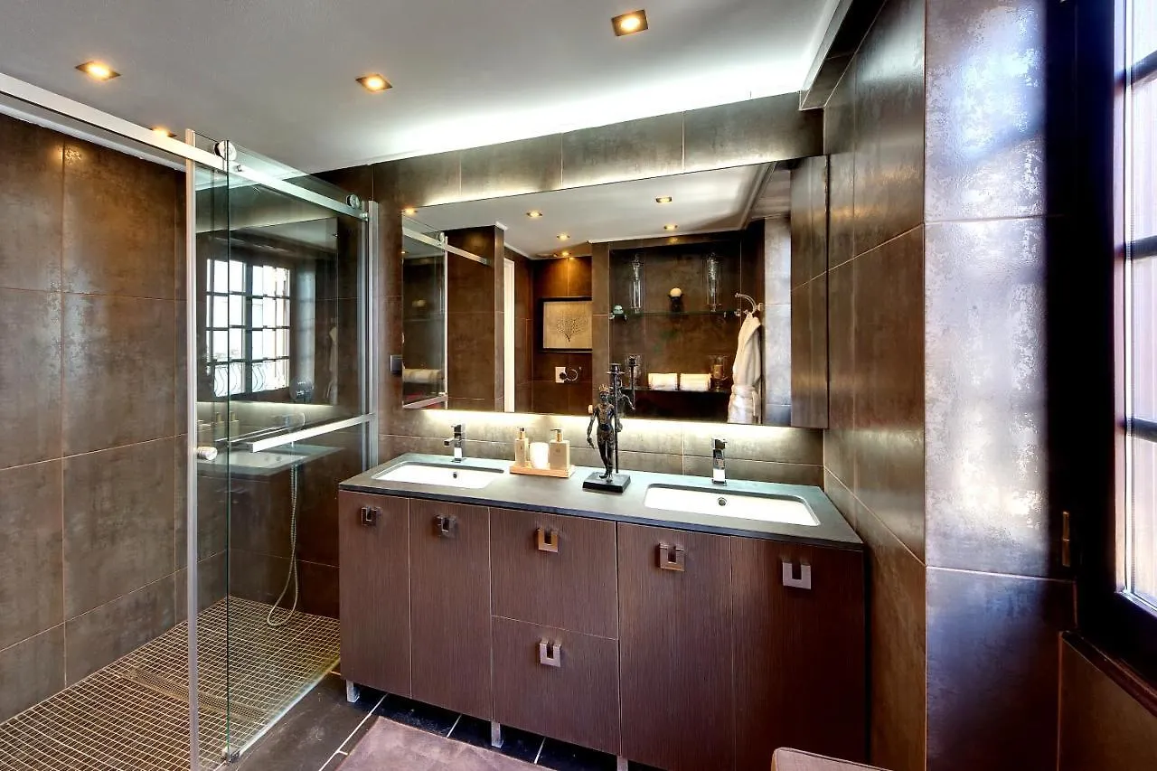 Casa Latino - Oceanfront - Luxury & Charming Villa- Jacuzzi At Rooftop By DreamvillasАлбуфейра 0*, Албуфейра Португалия